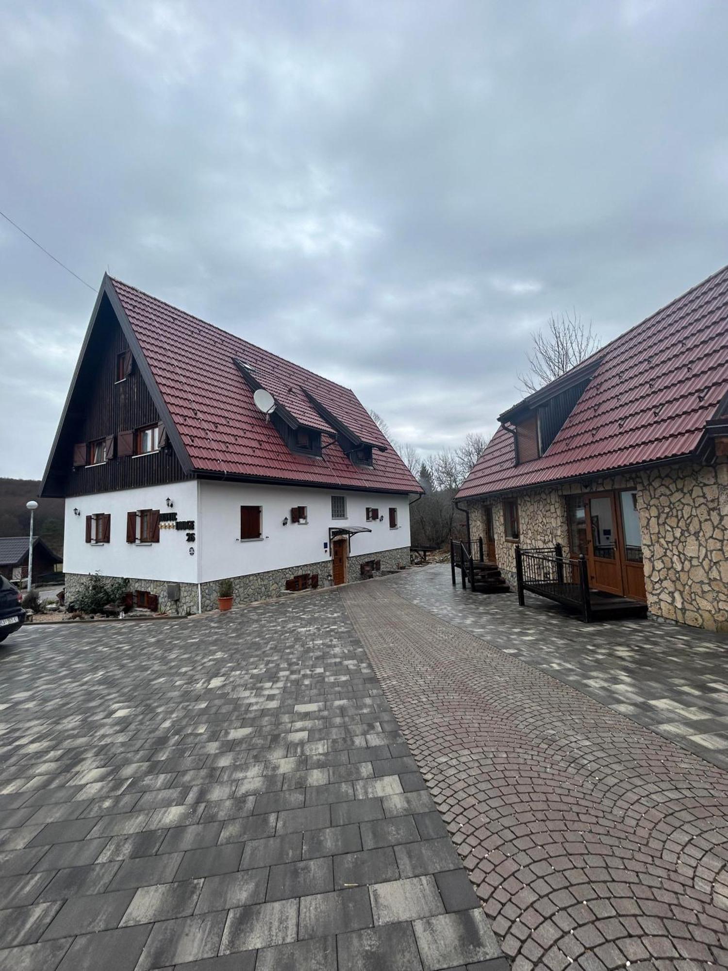 Rustic Lodge Plitvice 1 Plitvička Jezera Exterior foto